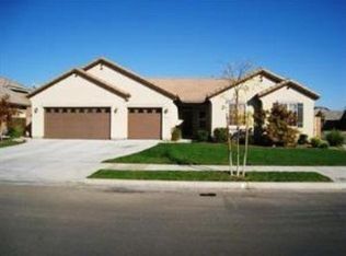 3179 Ashcroft Ave, Clovis, CA 93619