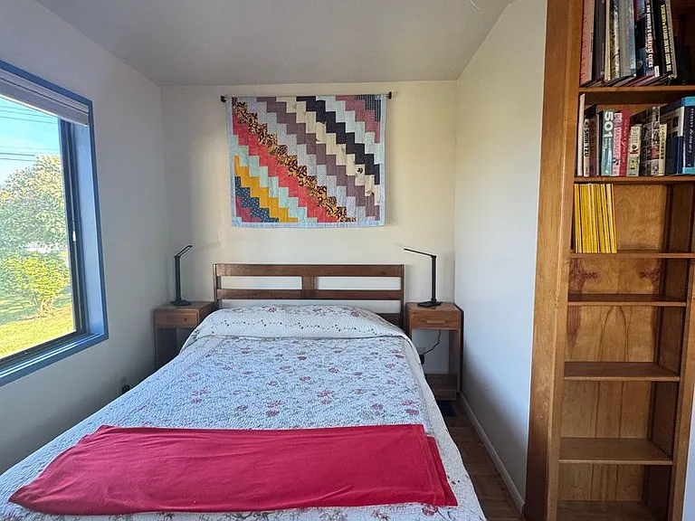 230 Kapualani St — Photo 14