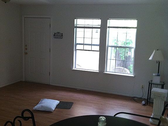3rd image of 2102 Old West Pl
