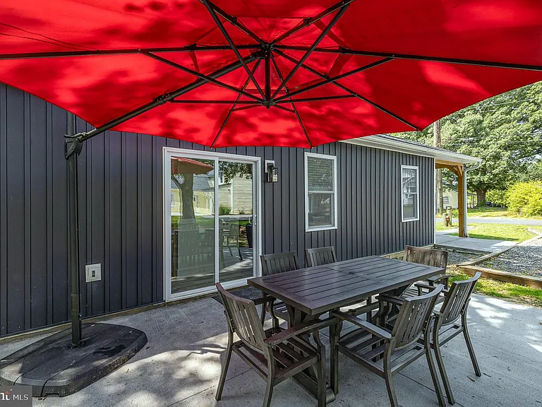 530 Monroe Bay Ave — Photo 13