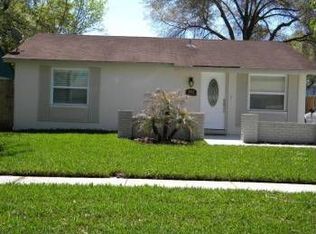 3212 Saddlebrook Ave, Tampa, FL 33618