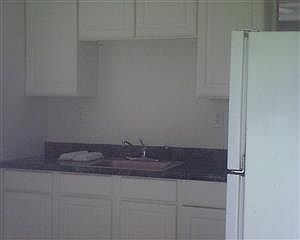 2nd image of 4503 Sunset Ave #B