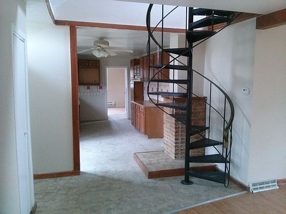 5th image of 229 Kenwood Dr