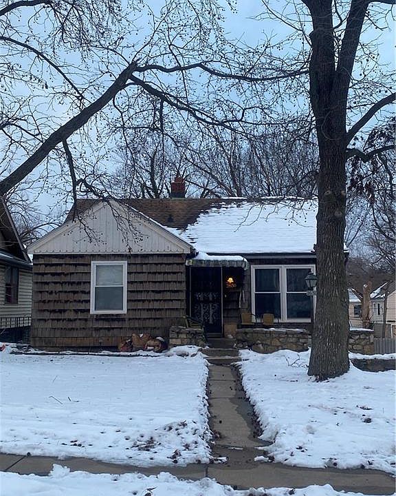 1st image of 2630 Oakley Ave