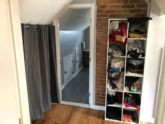 Upstairs foyer