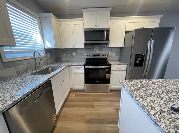 10 C St, Kimberling City, MO