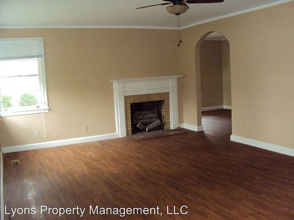 2nd image of 211 W Park Ave #A