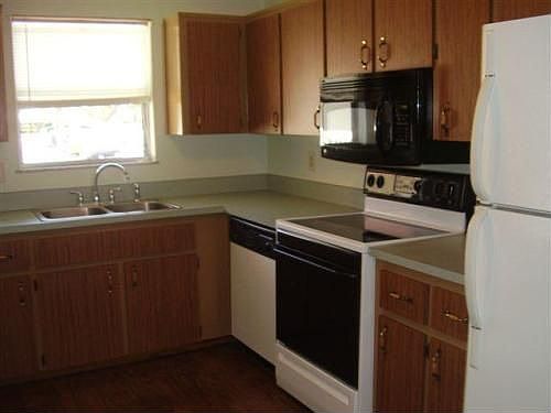 3rd image of 2801 N Halifax Ave APT 232