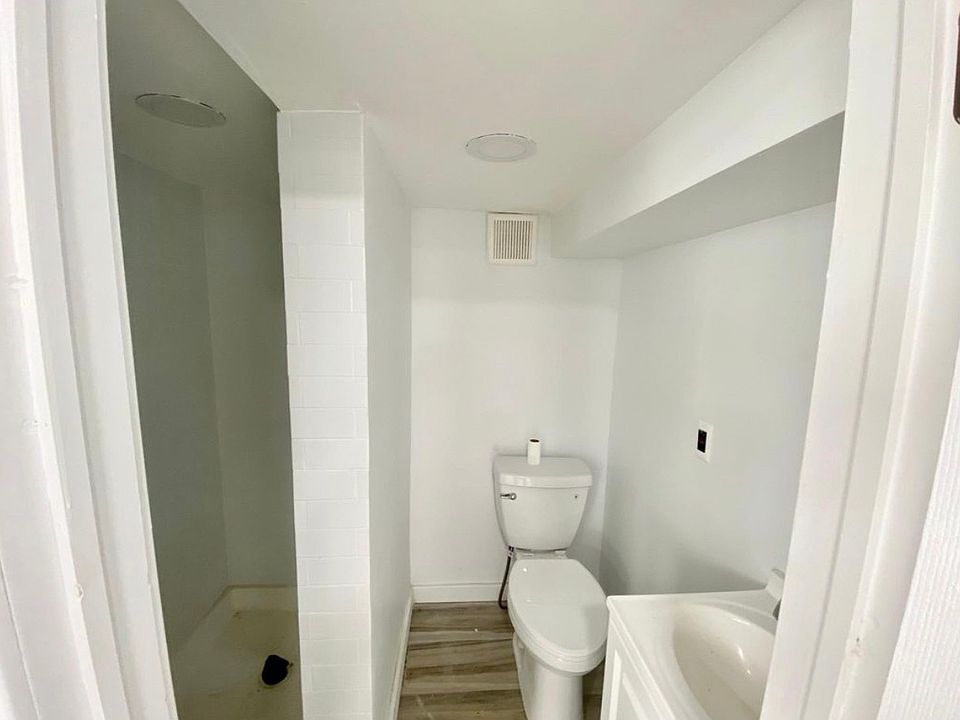 2nd image of 52 Willow Dr #Bmt