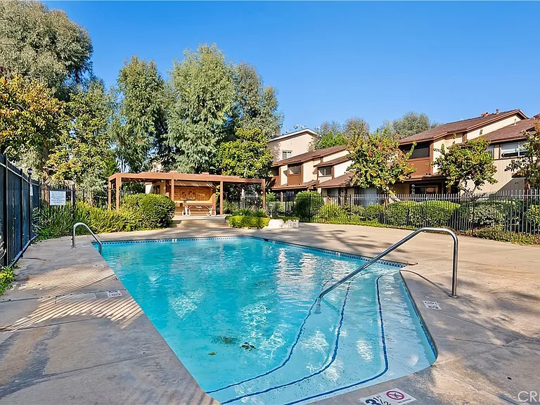 8707 Cedros Ave #7 — Photo 44