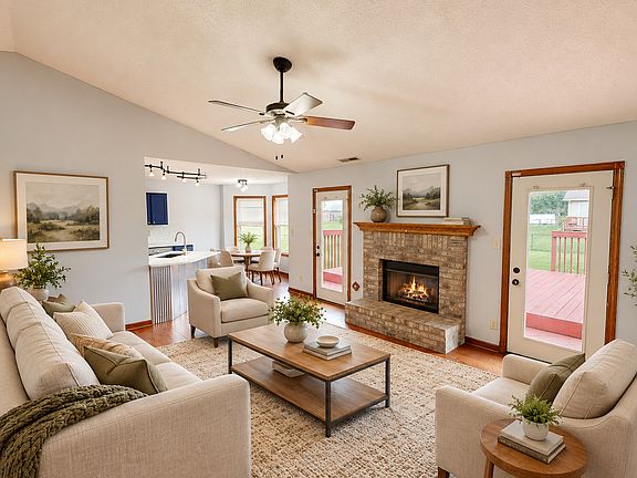 4th image of 1404 Mahony Ct