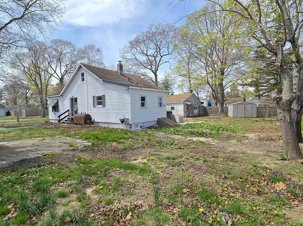 145 Magnolia Drive, Mastic Beach, NY 11951