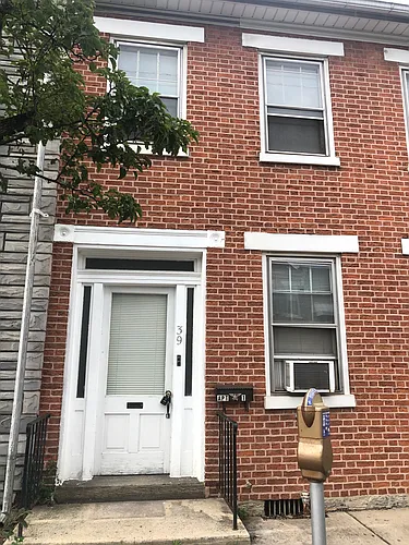 39 E North St #2 Photo 1