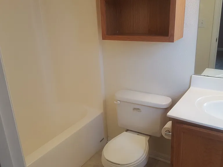 3408-3410 Squirrel Dr — Photo 16