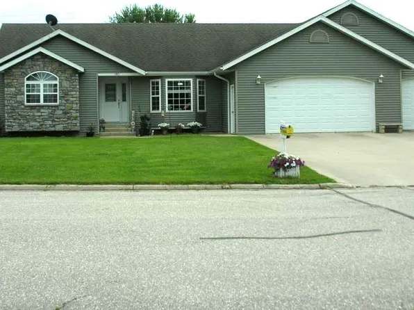 1016 Poplar St, Osage, IA 50461