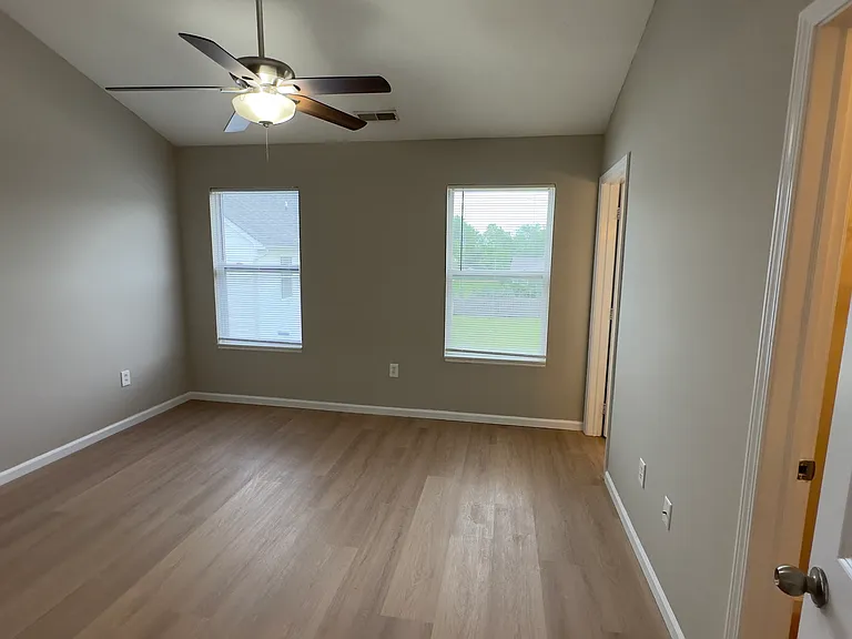 5536 Gabriels Landing Dr — Photo 9