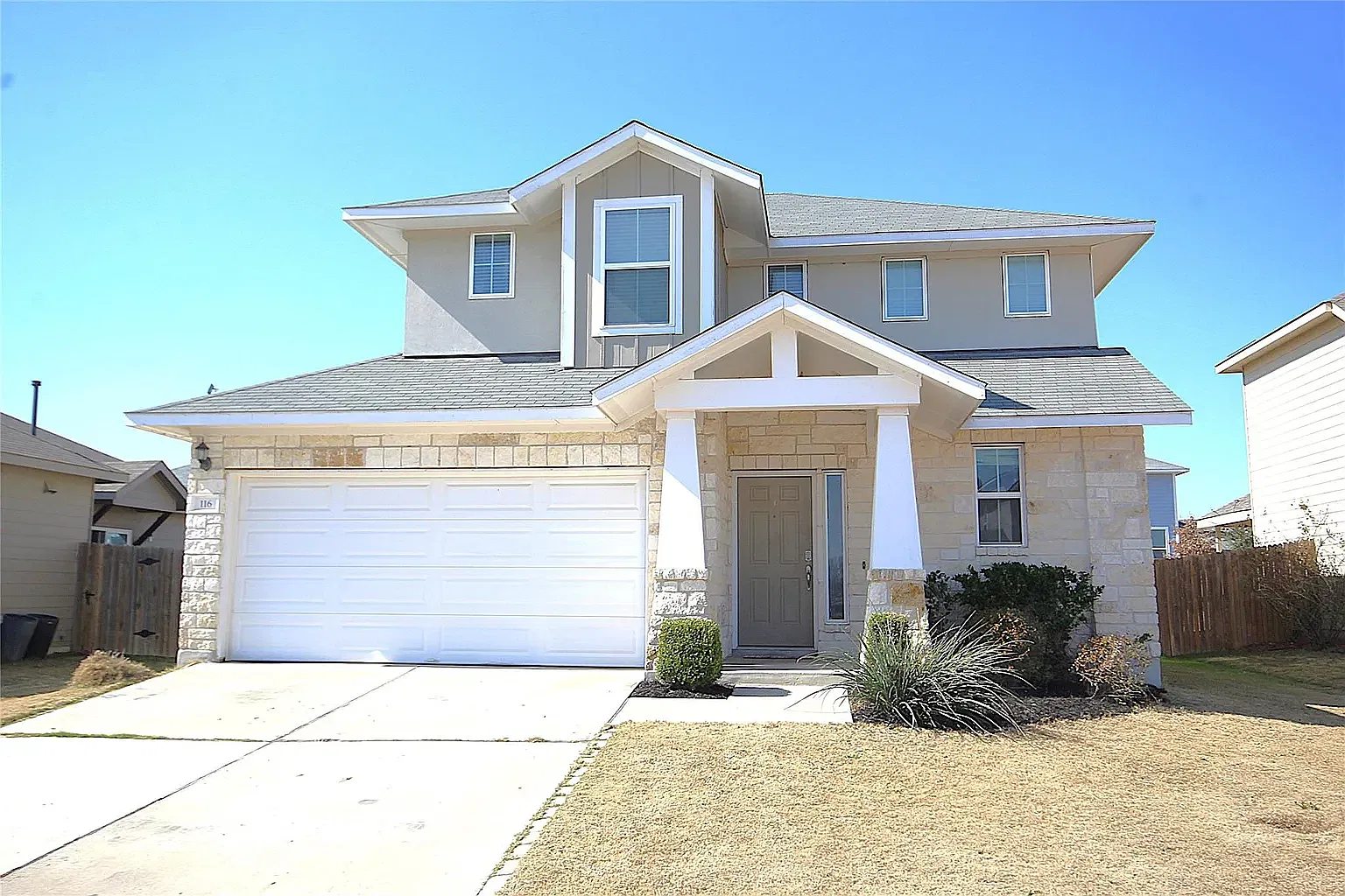 3 bed, 1584 sqft, $1,995 — Photo 1