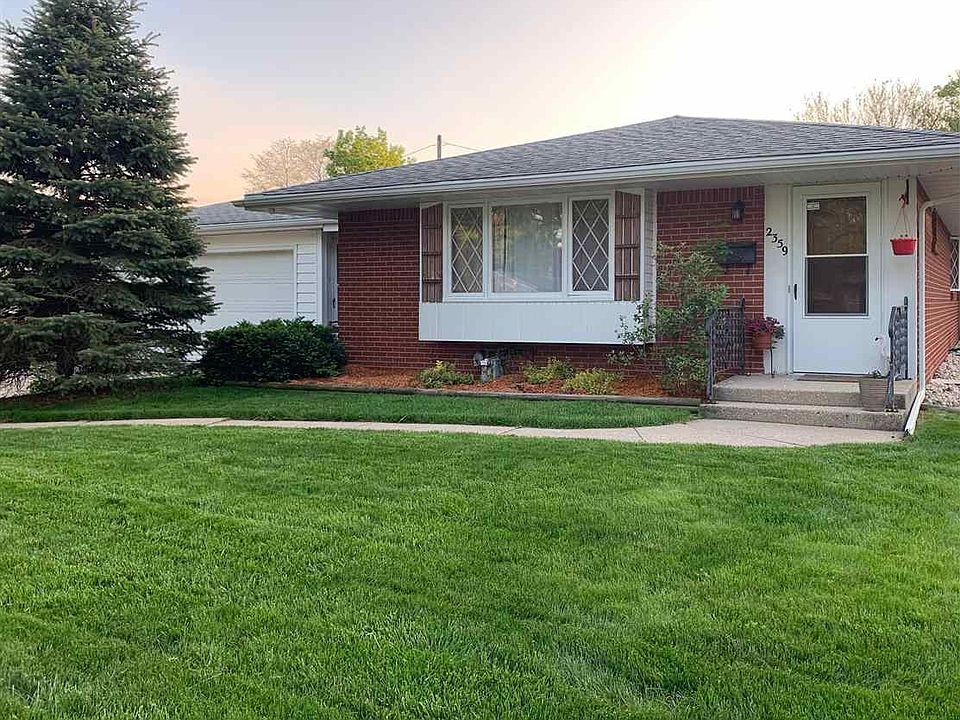 1st image of 2359 Cornell Dr