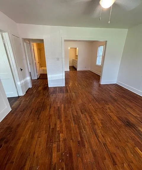 2036 N Birch Ave — Photo 2