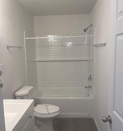 3rd image of 1152 W Dragoon Cir #1152