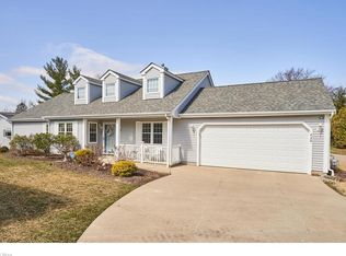 430 Vista Ln, Aurora, OH 44202