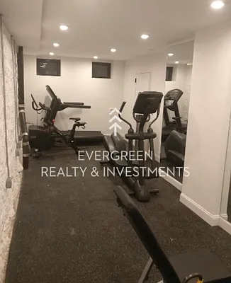 Rented by Evergreen Realty & Investments | media 38