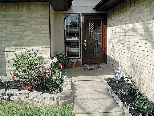 1st image of 5906 Heather St