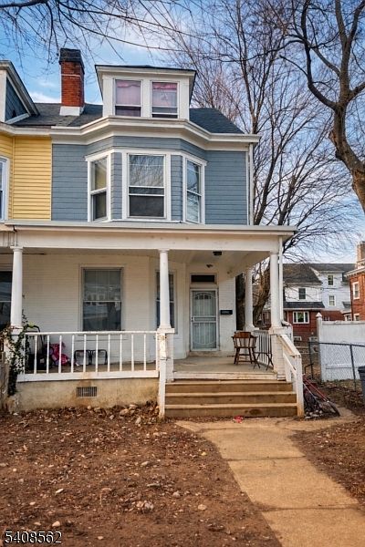 1st image of 849 Carteret Ave