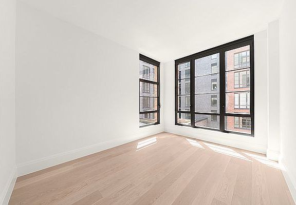 4th image of 438 E 12th St #3C