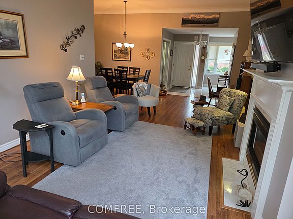 3rd image of 1850 Cherryhill Rd #11