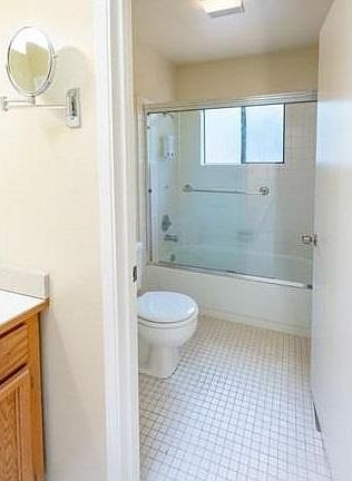4th image of 10637 184th Ave NE