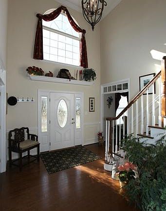3rd image of 1014 Norfolk Dr