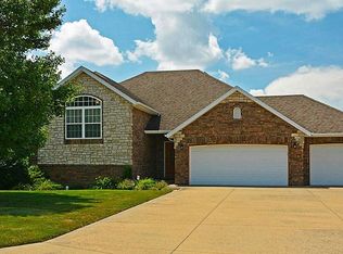 1451 N Cromwell Ct, Springfield, MO 65802