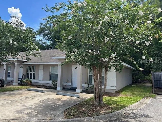 2 bed, 2.0 bath, 1040 sqft, $1,450 — Photo 1
