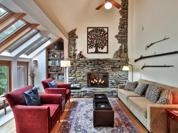 11 Blueberry Ledge Ridge #L-3, Plymouth, VT 05056