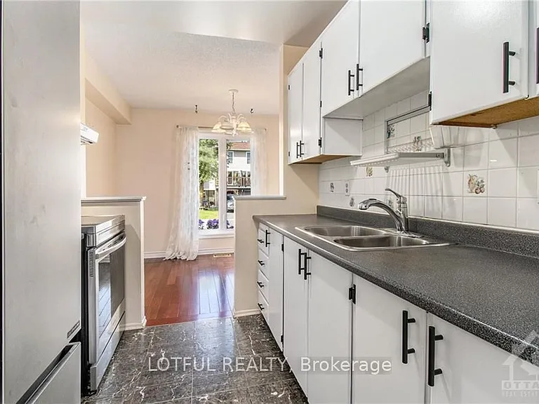 75 Dalehurst Dr #A — Photo 8