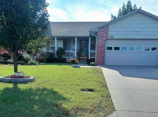 509 Olive Ct, Mulvane, KS 67110