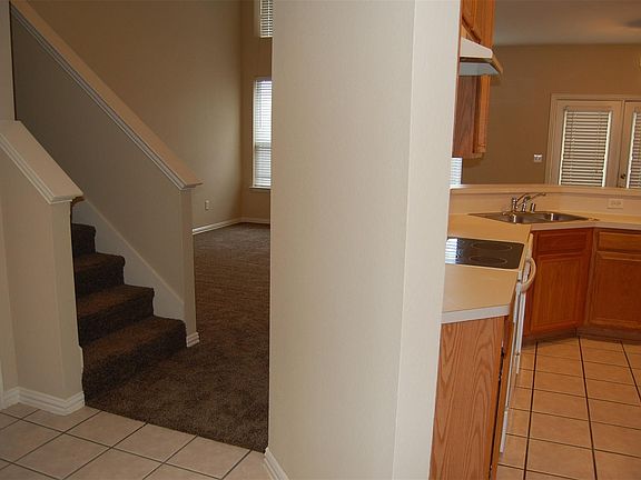 3rd image of 7108 Wolfemont Ln