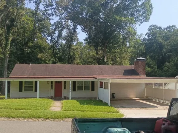 1103 W 4th St, El Dorado, AR 71730