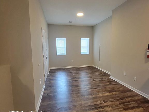 4th image of 3931 Powelton Ave #1