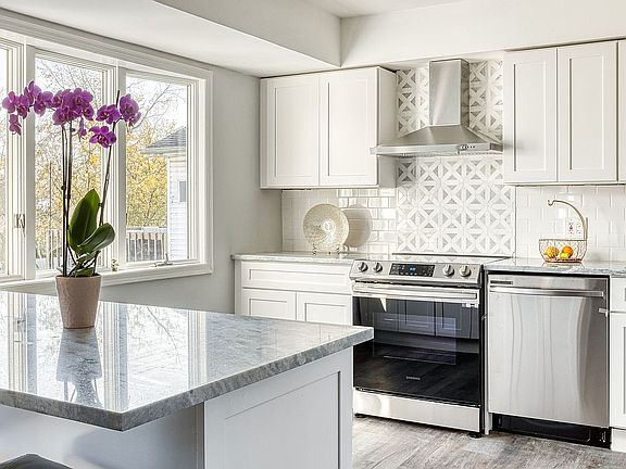 4th image of 2515 Lefferts Pl