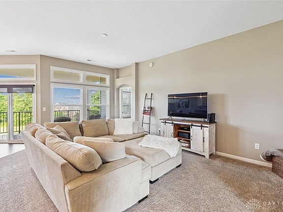 5th image of 1375 Lake Run Dr