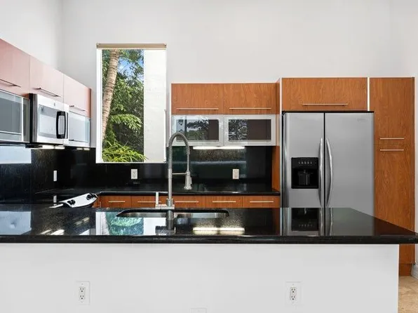 775 NE 4th Ave, Fort Lauderdale, FL 33304