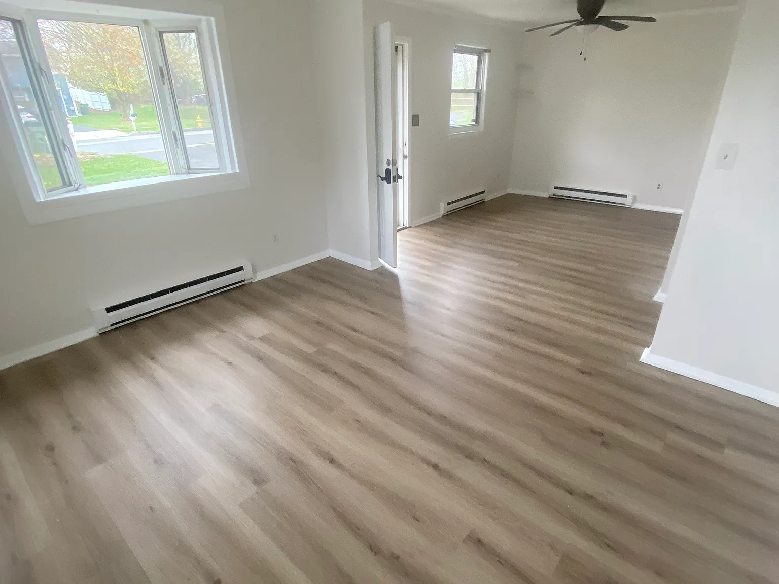2378 Sun Dr — Photo 2