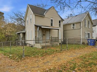 877 Oakland Ave SW, Grand Rapids, MI 49503