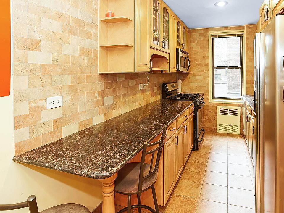 1st image of 3324 Junction Blvd #1S