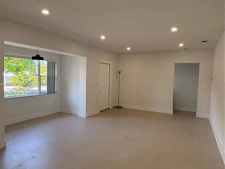3606 SW 17th St #1 — Photo 18
