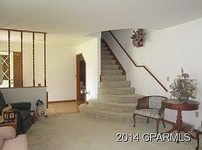 3rd image of 102 Waterside Dr