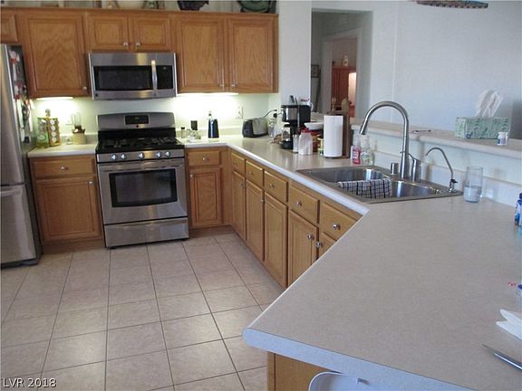 3rd image of 168 E Golden Crown Ave