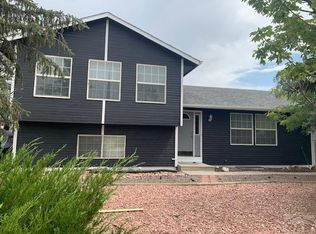 68 S Golfwood Dr W, Pueblo West, CO 81007